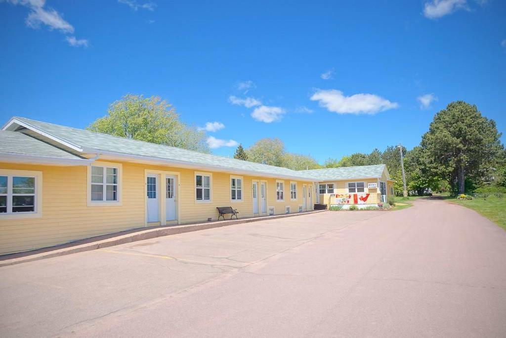 Green Acres Motel Summerside Exterior foto